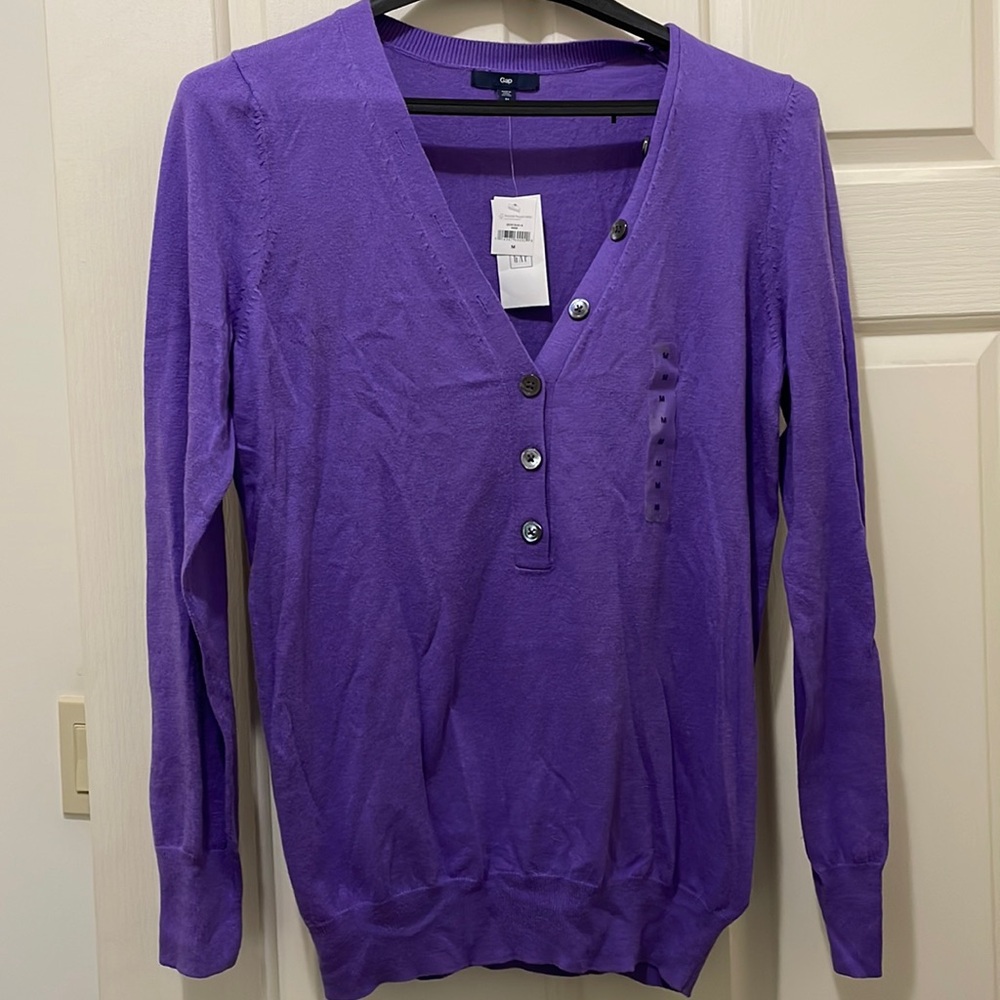 Gap purple long sleeve sweater (sz m)